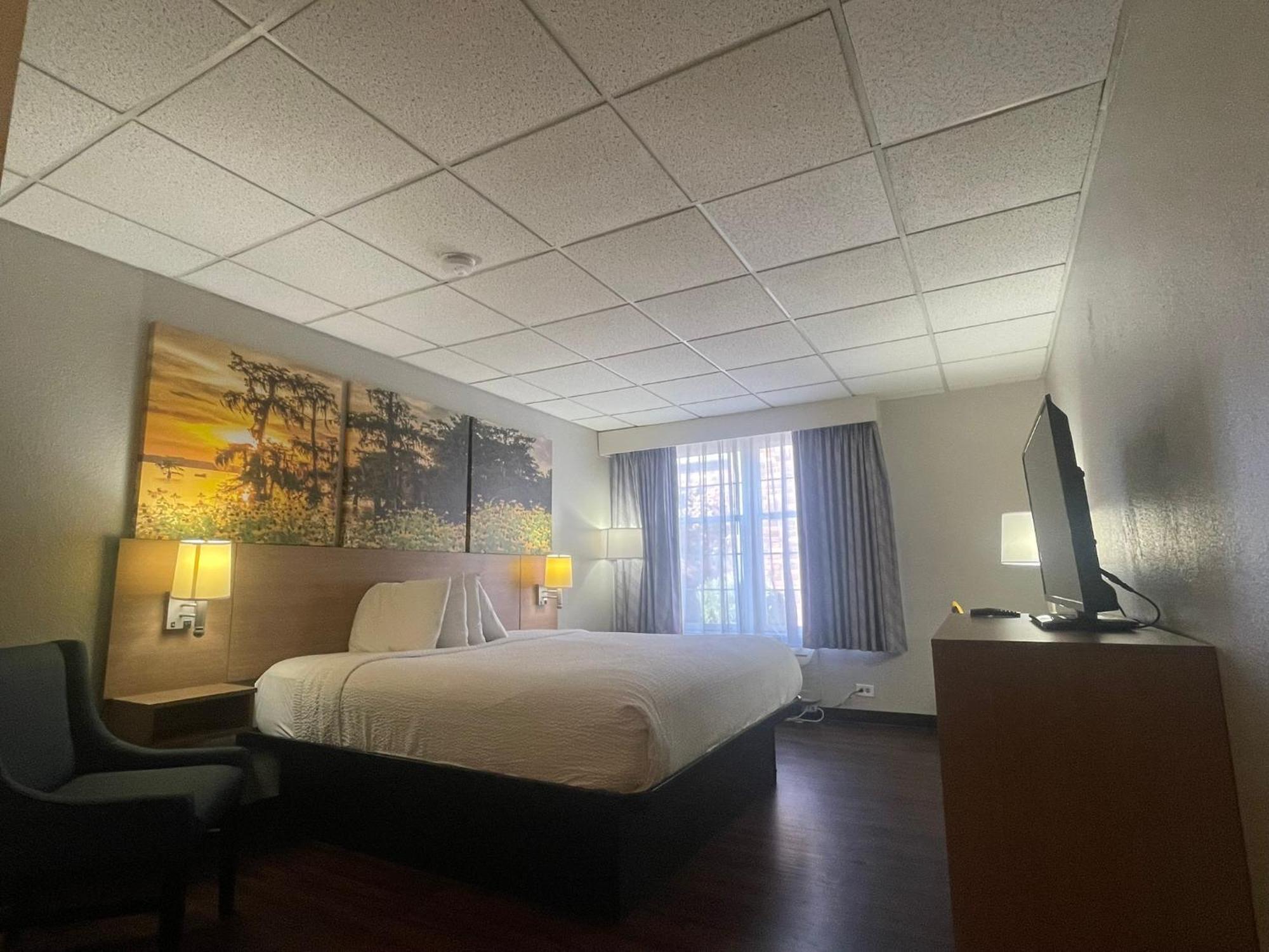 Days Inn By Wyndham Мэдисонвилл Экстерьер фото