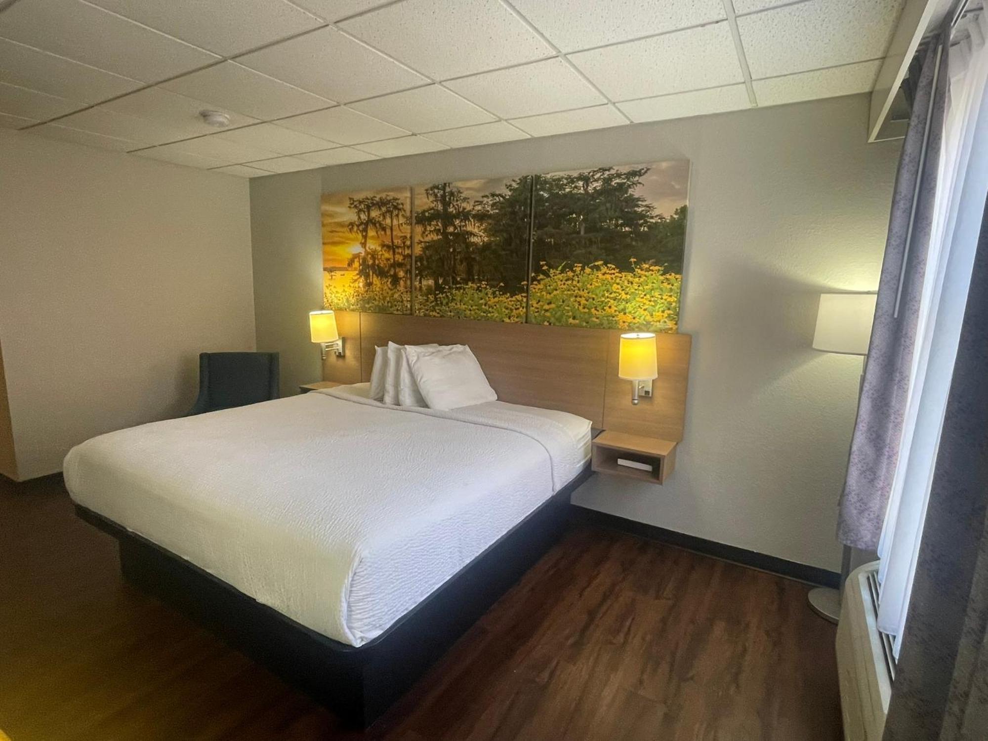 Days Inn By Wyndham Мэдисонвилл Экстерьер фото